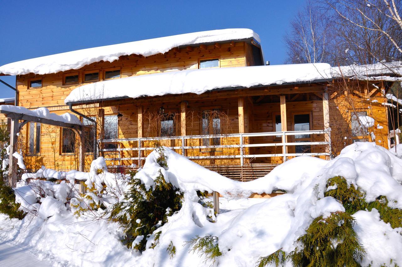 Chalet By Skokovo Park Villa Suponevo  Exterior photo