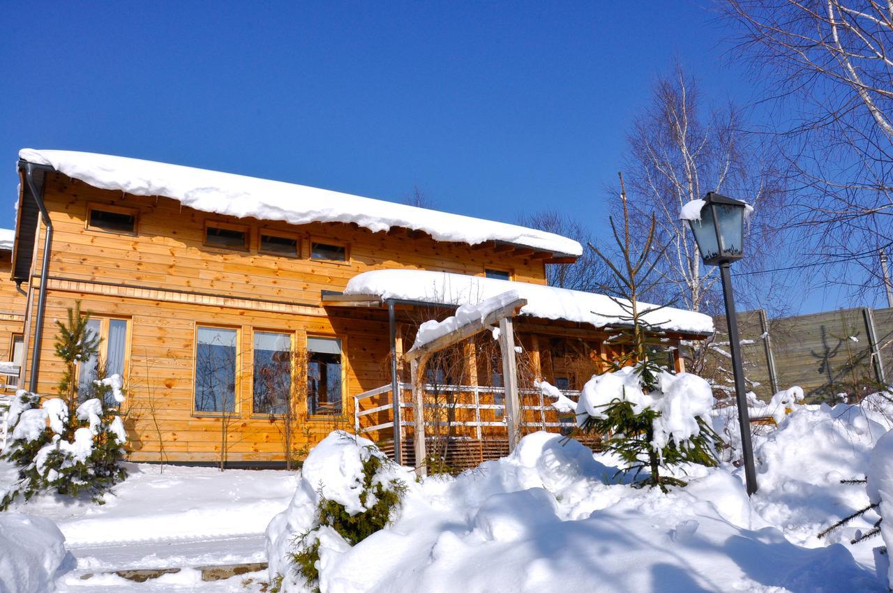 Chalet By Skokovo Park Villa Suponevo  Exterior photo